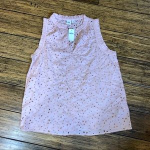Gap sleeveless shirt, size small. New